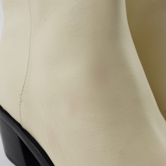 MADEWELL Size 6 The Darcy Ankle Boot in Pale Parchment - Picture 4 of 9